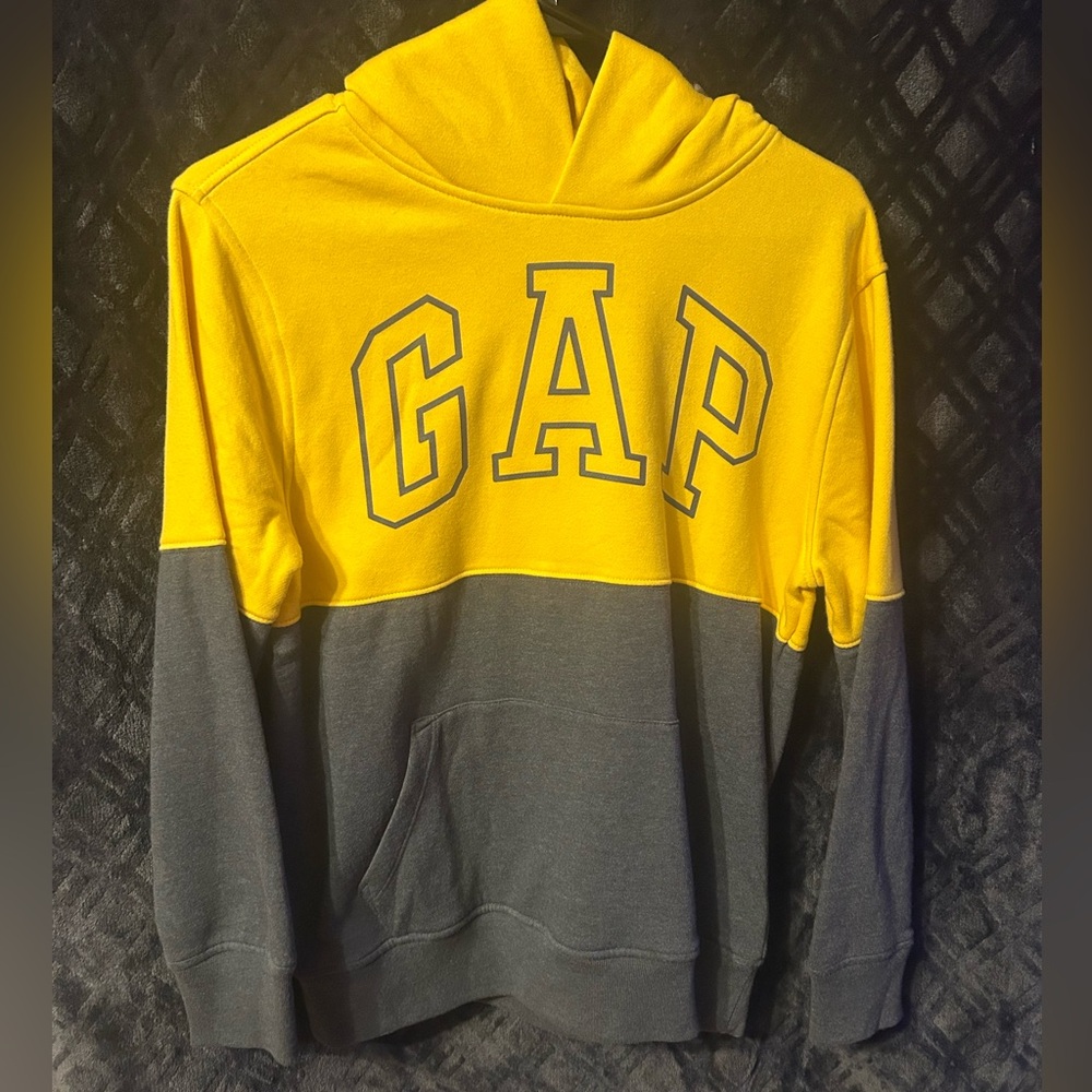 GAP Men's Two-Tone Yellow and Gray Hoodie
